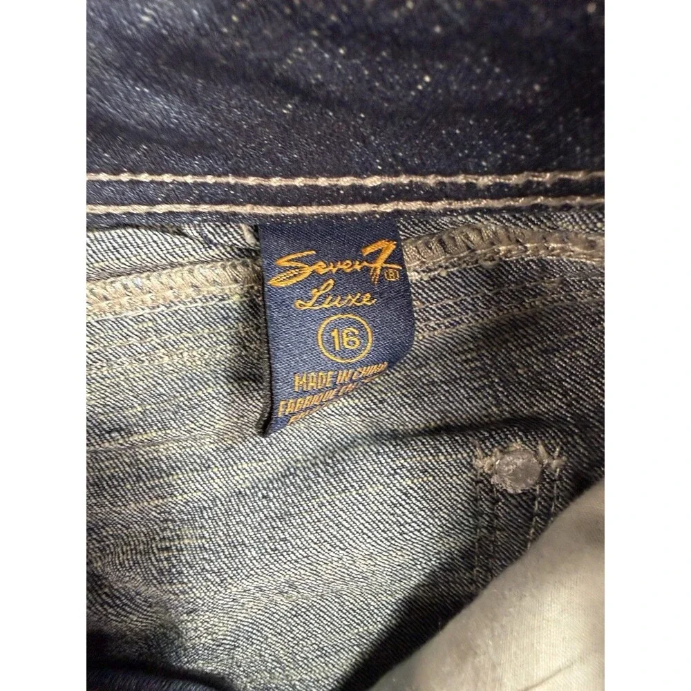 Seven7 Women’s Dark Blue Denim Luxury Jean Capris – Size 16 – Stretch – NWT - Picture 6 of 11
